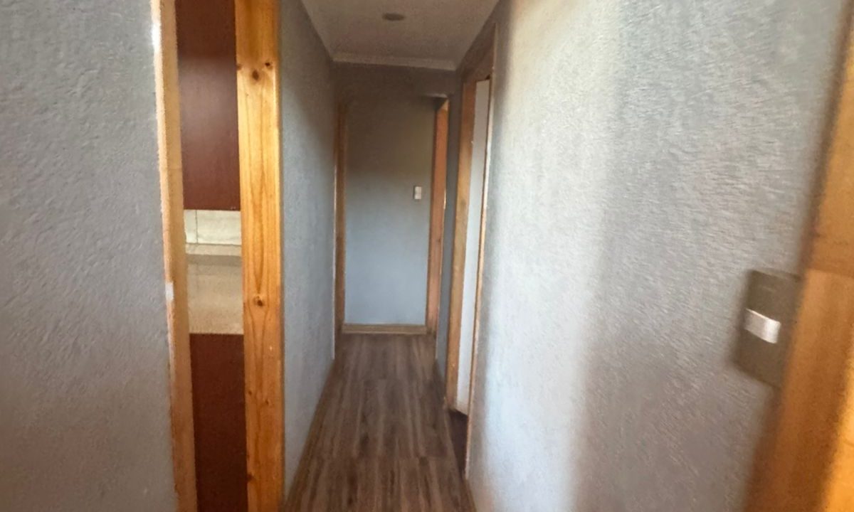 WhatsApp Image 2025-10-10 at 15.57.50 (1)