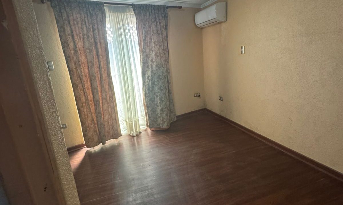 WhatsApp Image 2025-10-10 at 15.57.52