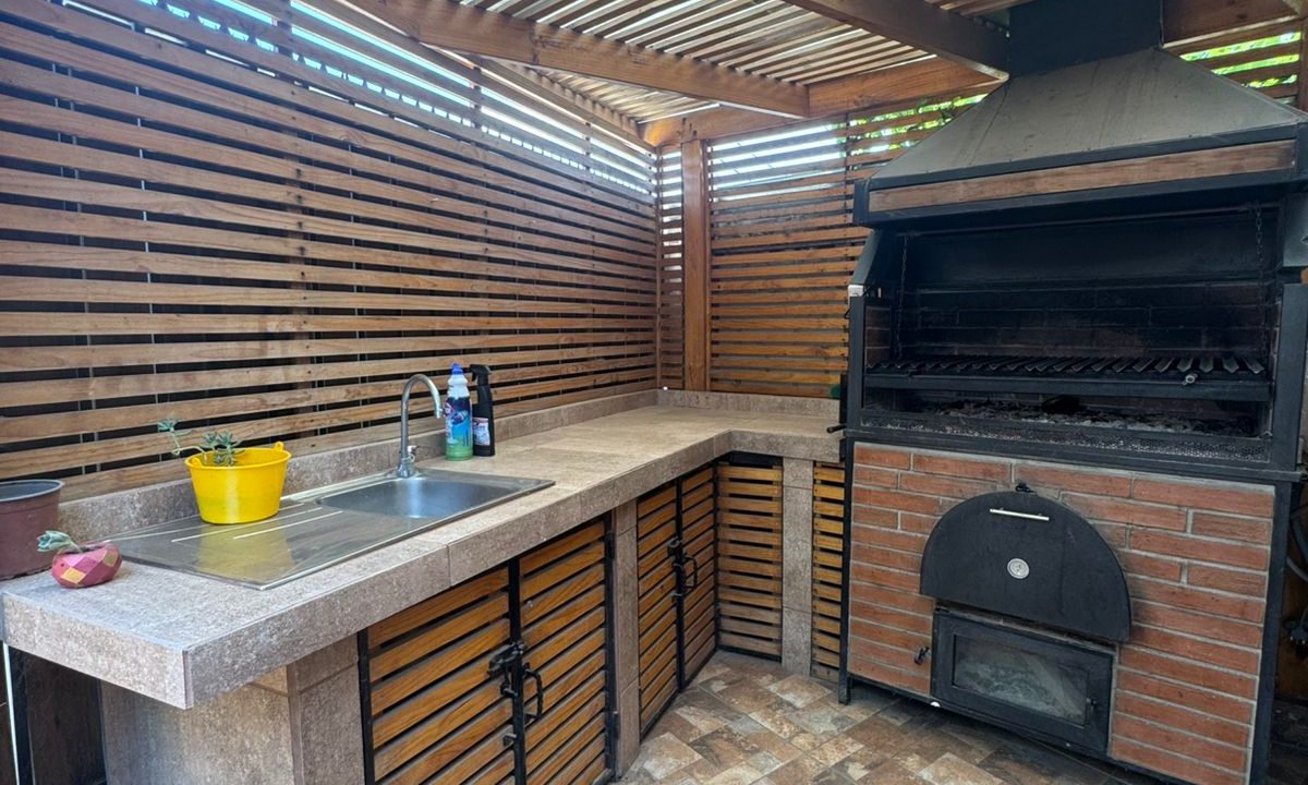 WhatsApp Image 2025-10-10 at 15.57.53 (1)