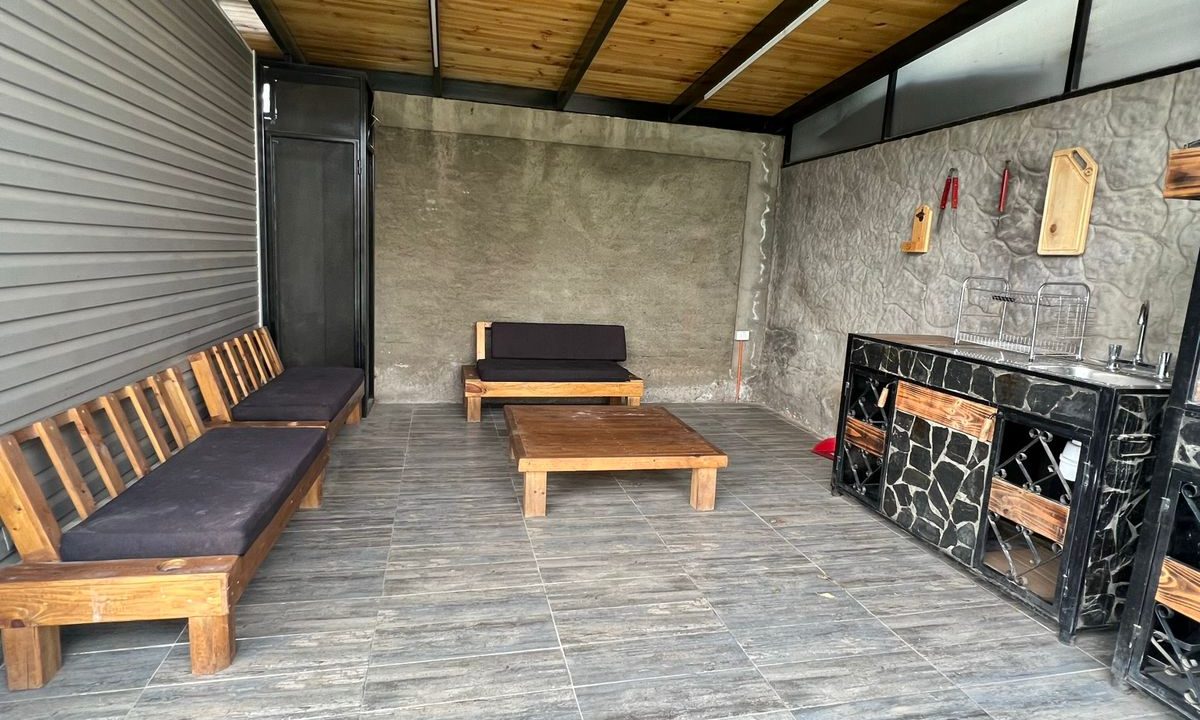 WhatsApp Image 2025-10-10 at 16.00.34 (1)