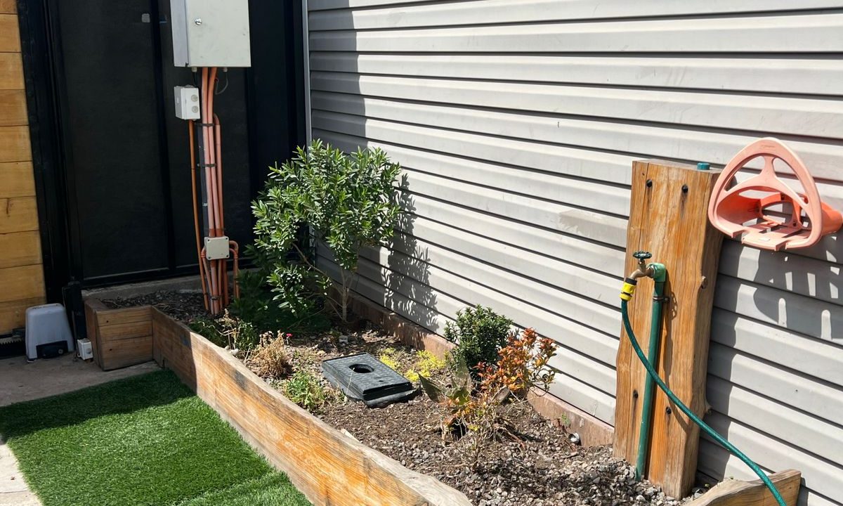 WhatsApp Image 2025-10-10 at 16.00.36