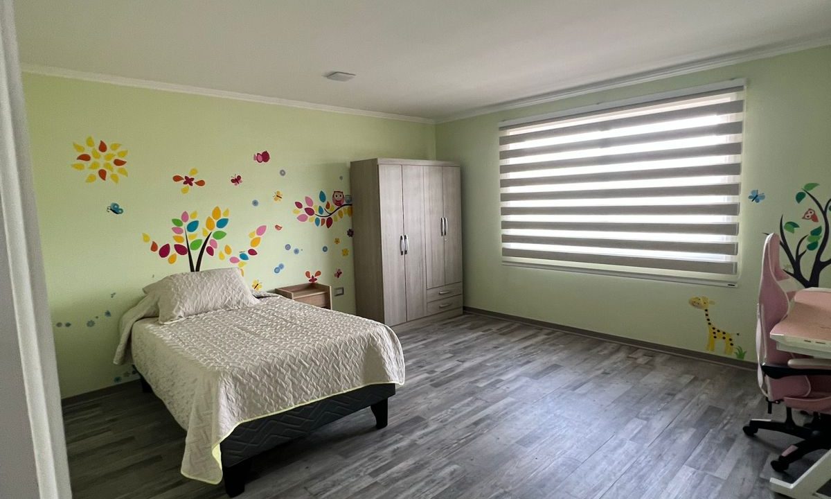 WhatsApp Image 2025-10-10 at 16.00.37