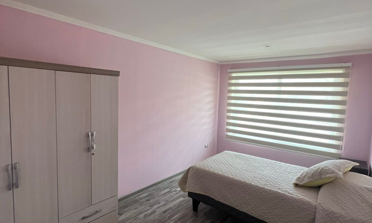 WhatsApp Image 2025-10-10 at 16.00.38