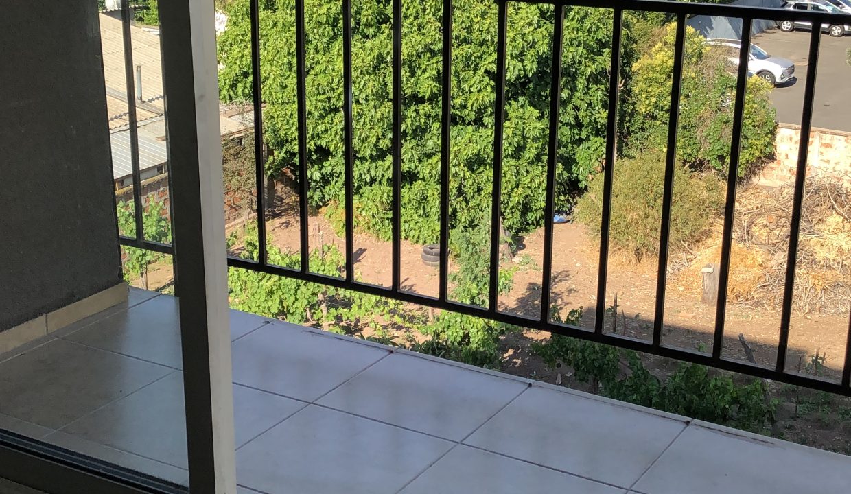 D7CA938F-870F-4A41-8EFB-C9FEF3895842