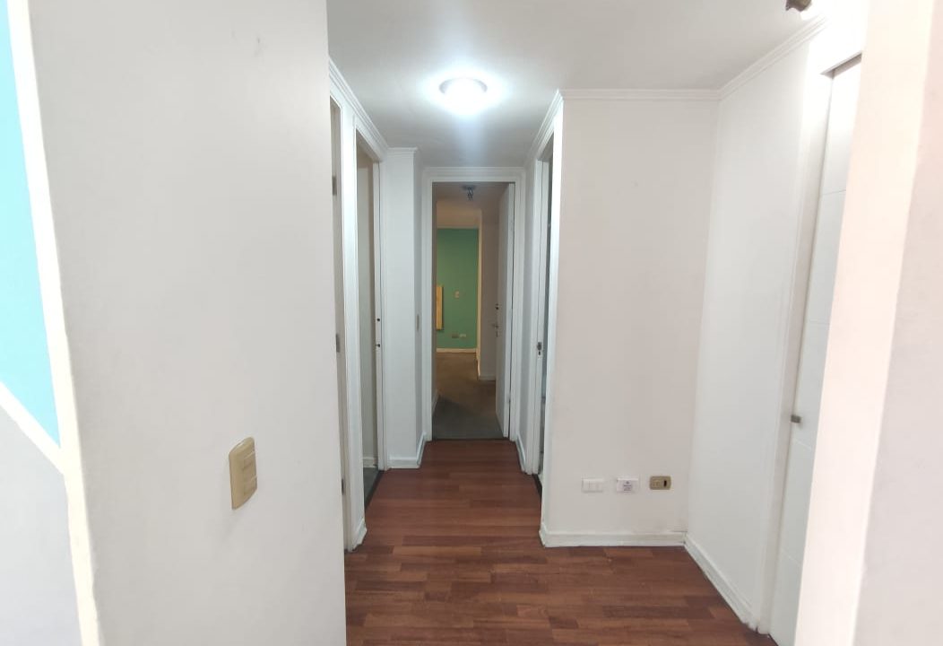 WhatsApp Image 2025-10-27 at 13.49.00